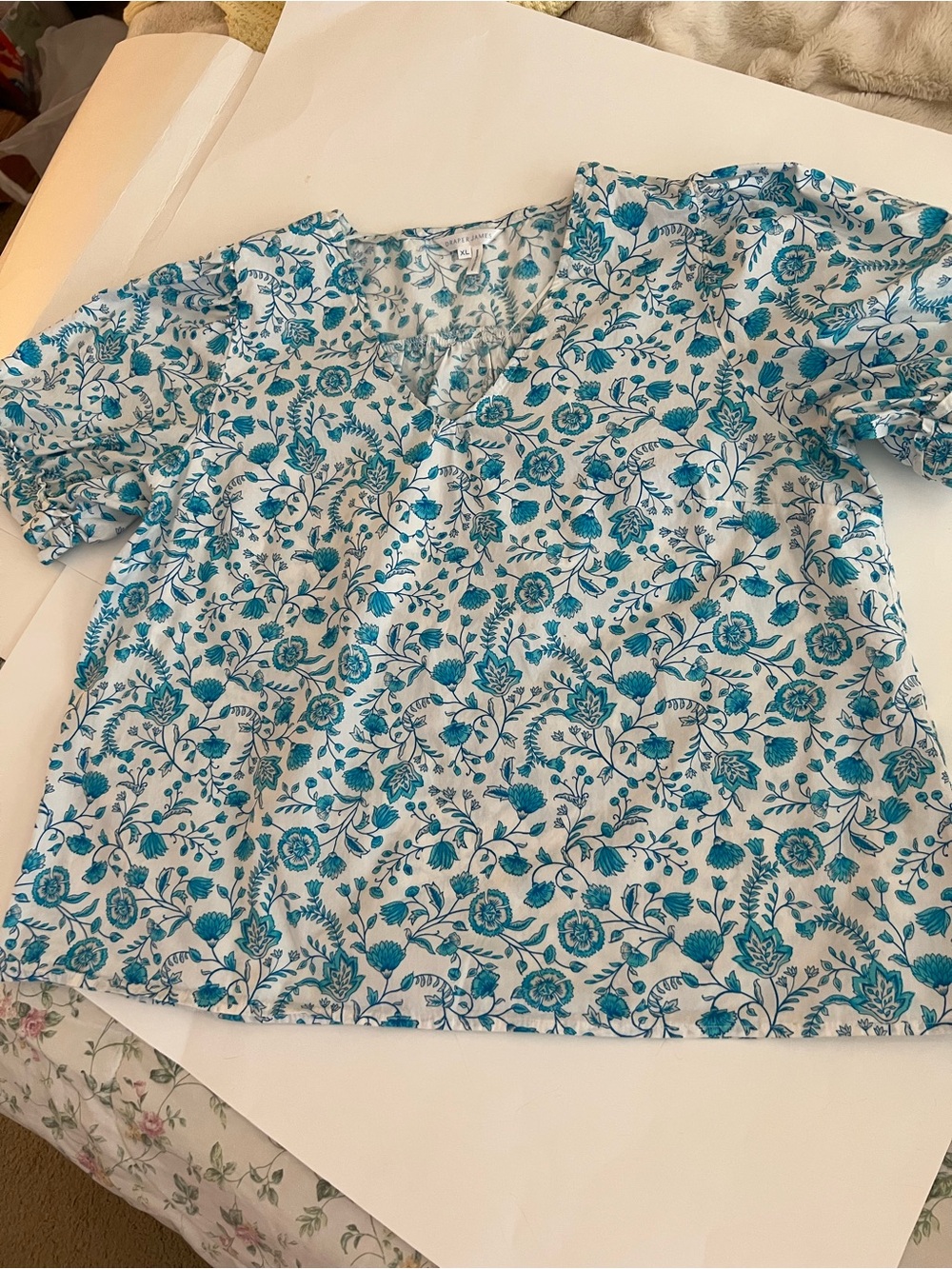 Draper James Blue Floral V-Neck Blouse 100% Cotton Size XL